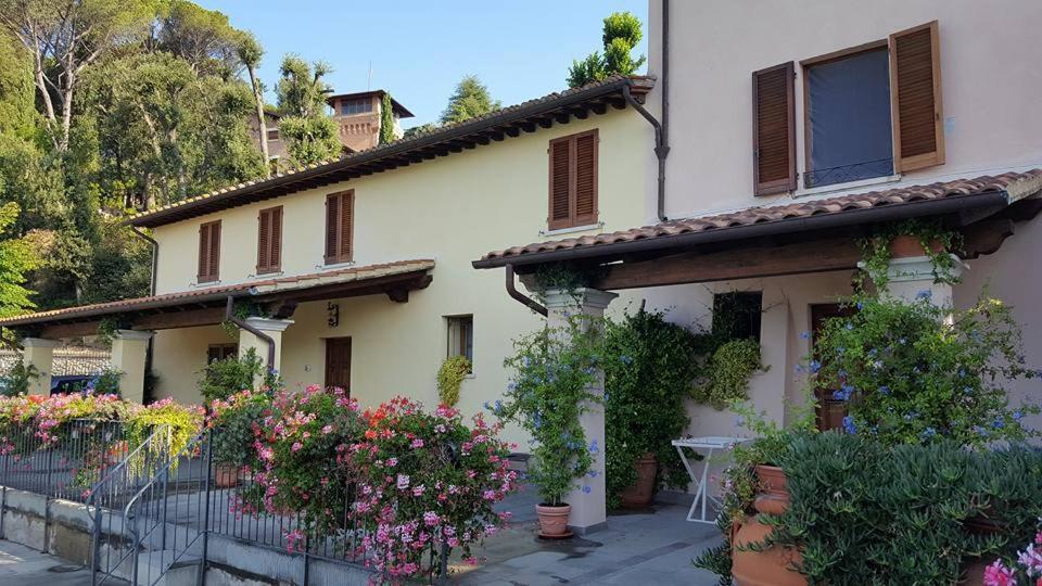 Residence Il Vigneto Lari Exterior foto