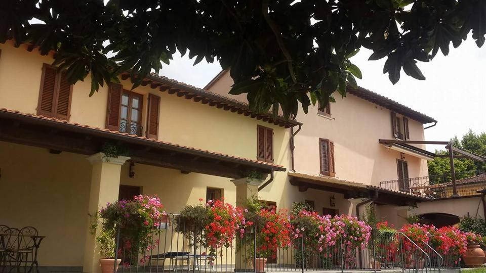 Residence Il Vigneto Lari Exterior foto